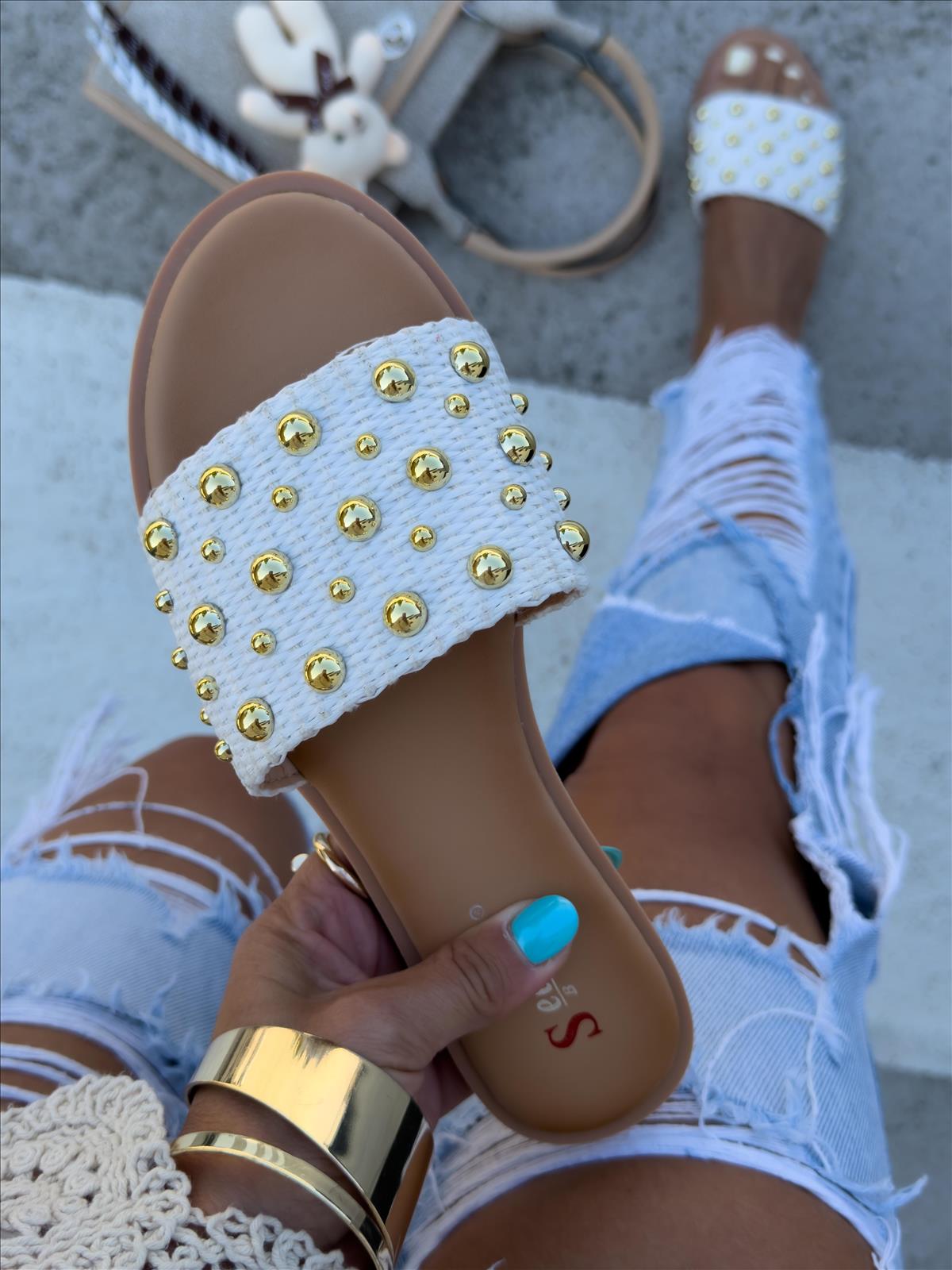 efashion s.r.o. - DOB;Accesoires;Schuhe;Young Fashion - Medvedov