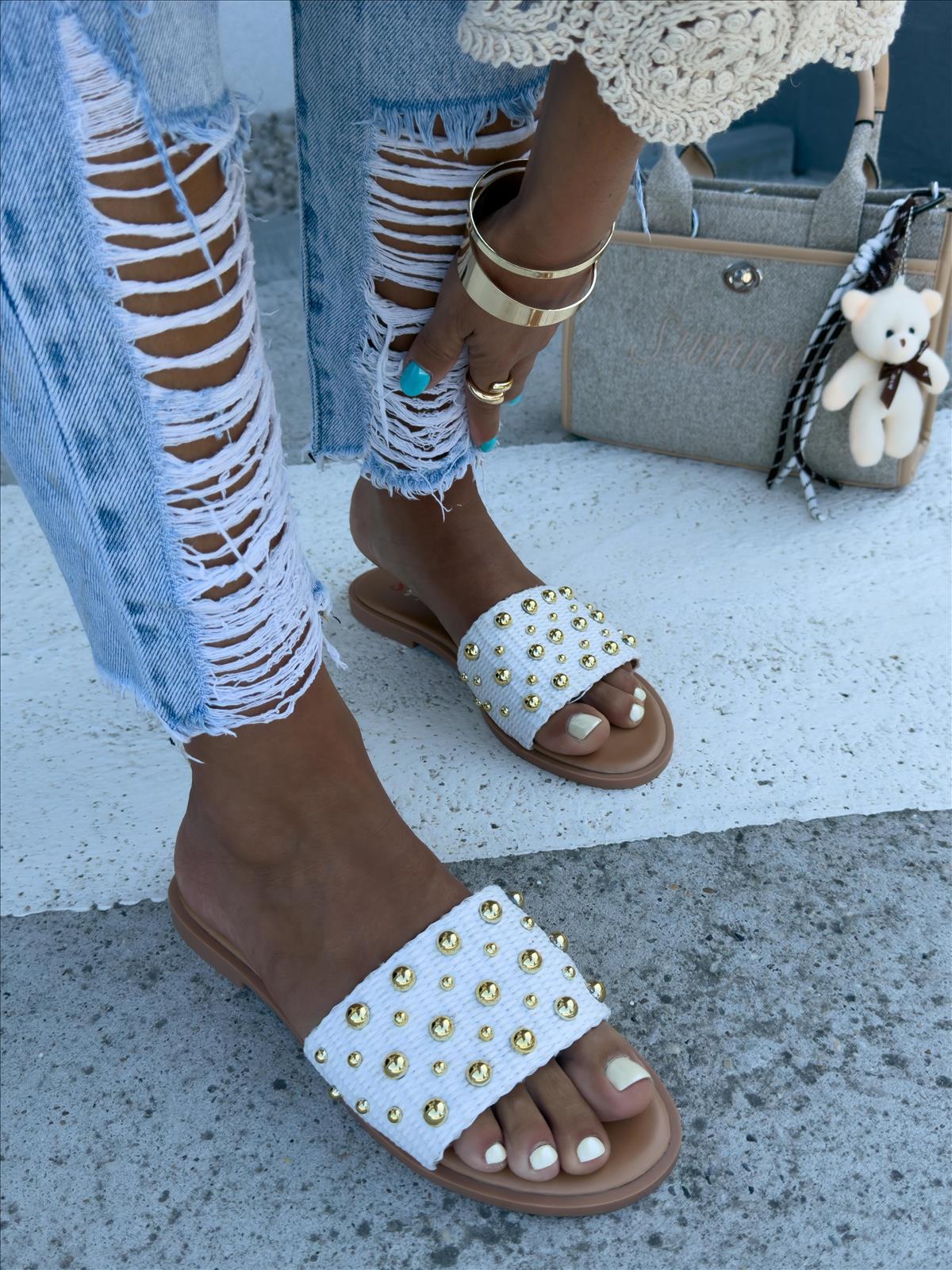 efashion s.r.o. - DOB;Accesoires;Schuhe;Young Fashion - Medvedov