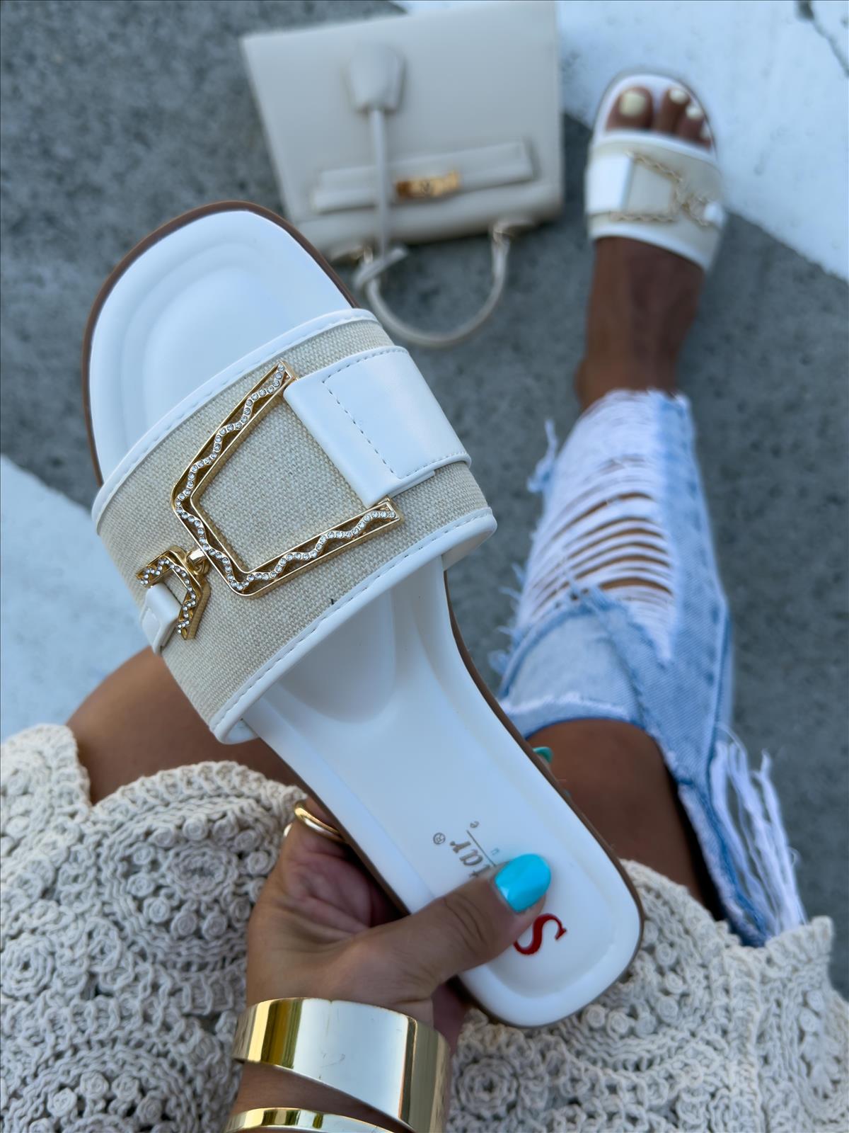 efashion s.r.o. - DOB;Accesoires;Schuhe;Young Fashion - Medvedov