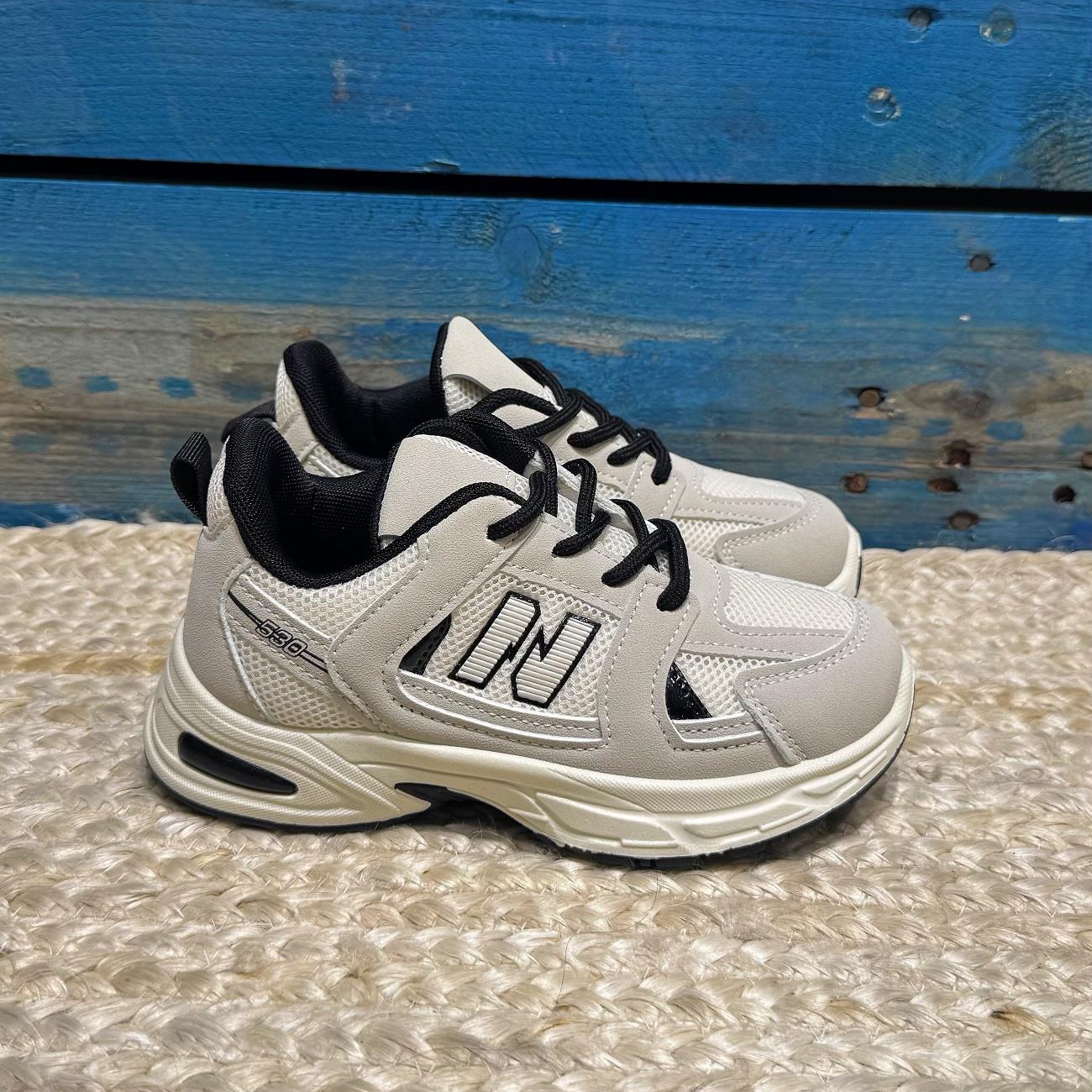 Lujah Shoes (Schuhgrosshandel)