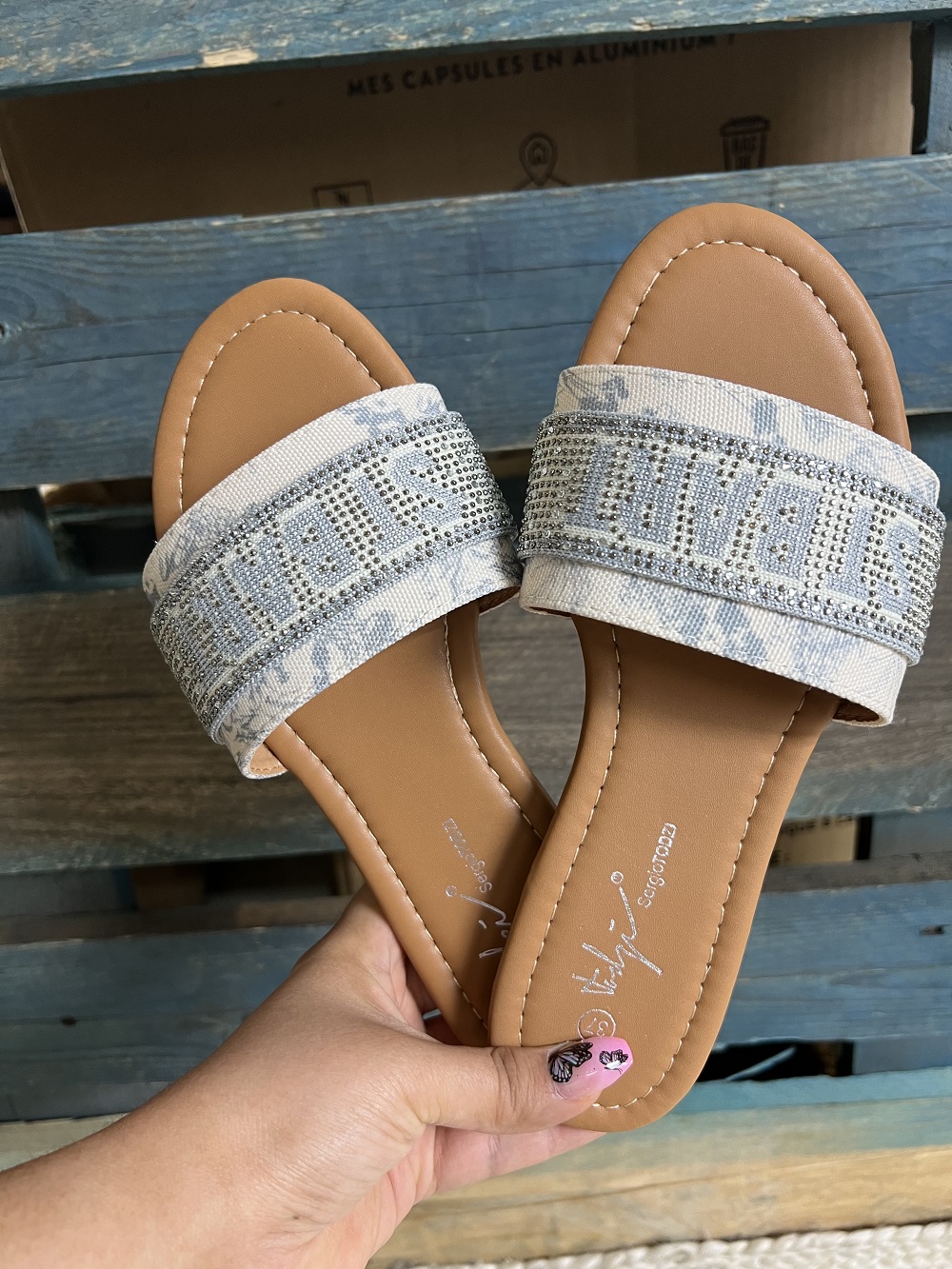 Lujah Shoes (Schuhgrosshandel)