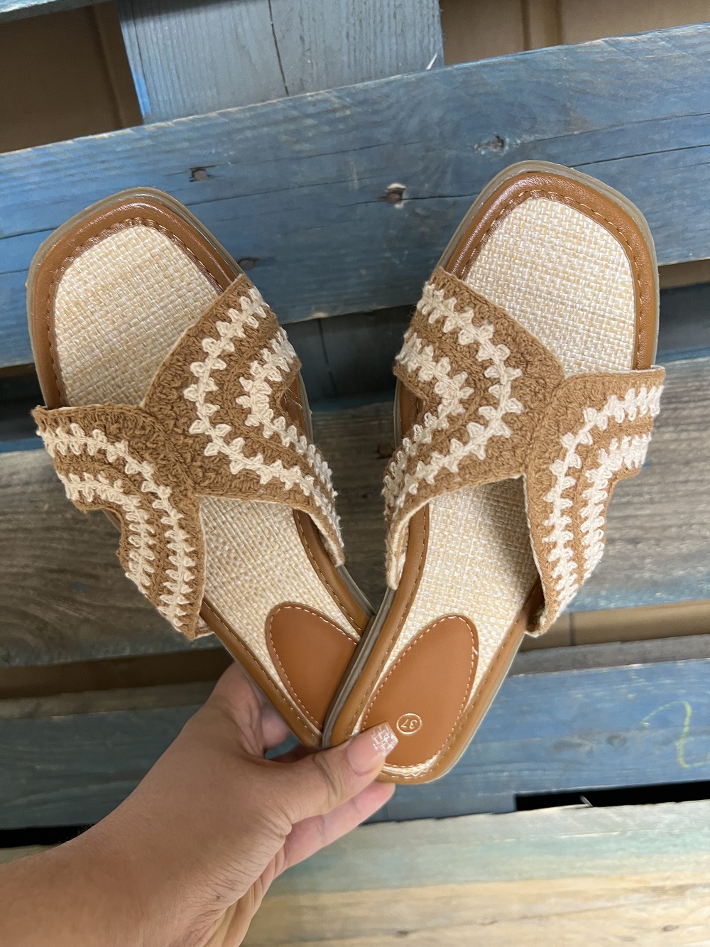 Lujah Shoes (Schuhgrosshandel)