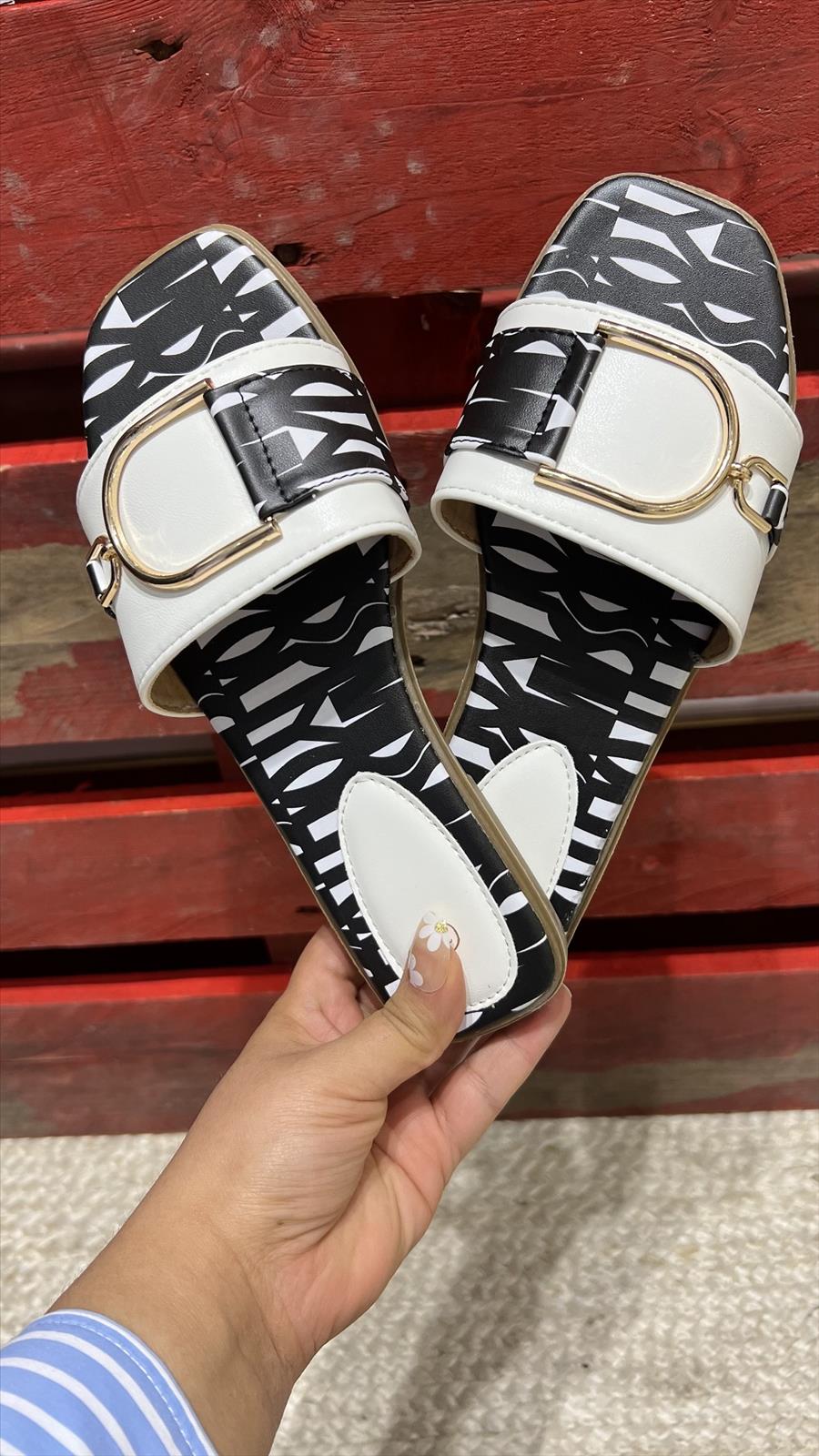 Lujah Shoes (Schuhgrosshandel)