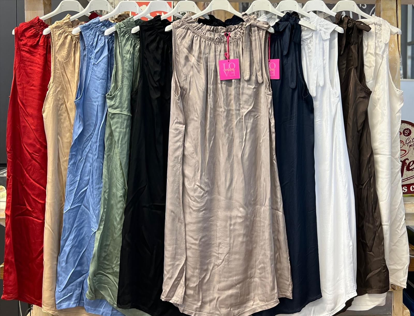 Element of Joy - Damenbekleidung und Accessoires - Wiesbaden