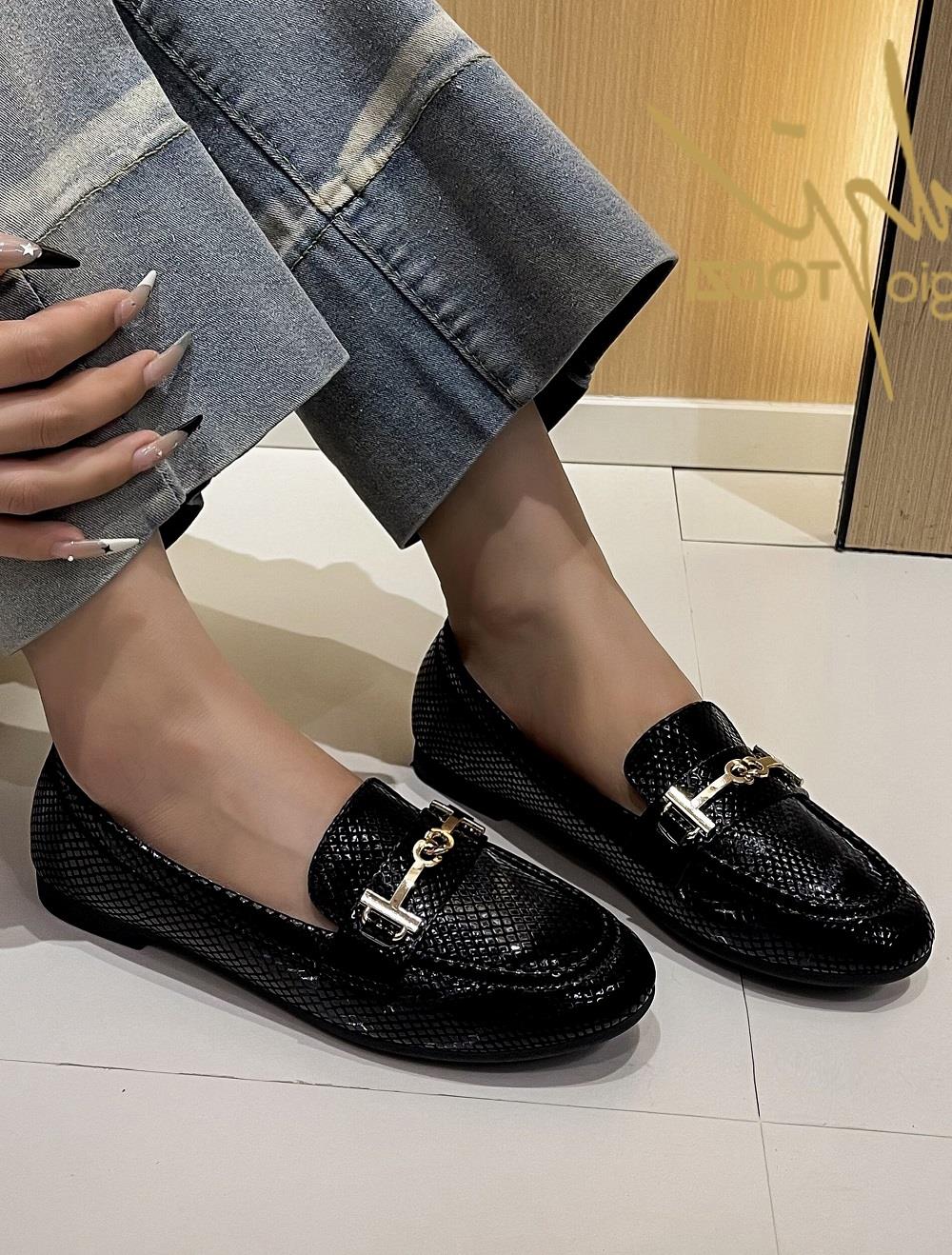 Lujah Shoes (Schuhgrosshandel)