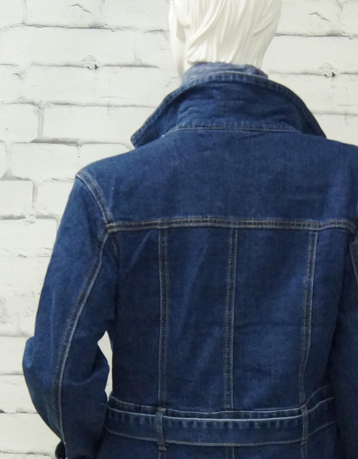Bhatti Mode GmbH - Young fashion, DOB - Blusen, Hosen Jacken, Jeans, Kleider, Pullover etc.