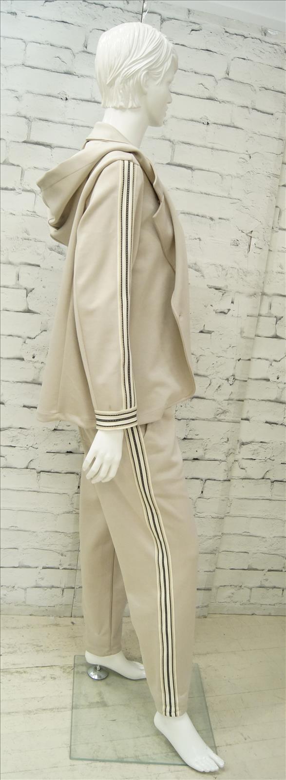 Bhatti Mode GmbH - Young fashion, DOB - Blusen, Hosen Jacken, Jeans, Kleider, Pullover etc.