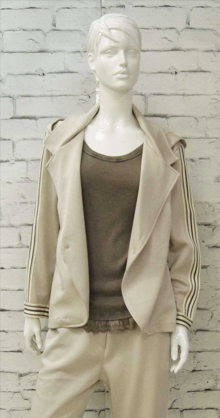 Bhatti Mode GmbH - Young fashion, DOB - Blusen, Hosen Jacken, Jeans, Kleider, Pullover etc.