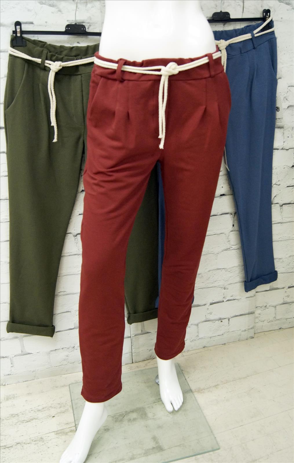 Bhatti Mode GmbH - Young fashion, DOB - Blusen, Hosen Jacken, Jeans, Kleider, Pullover etc.