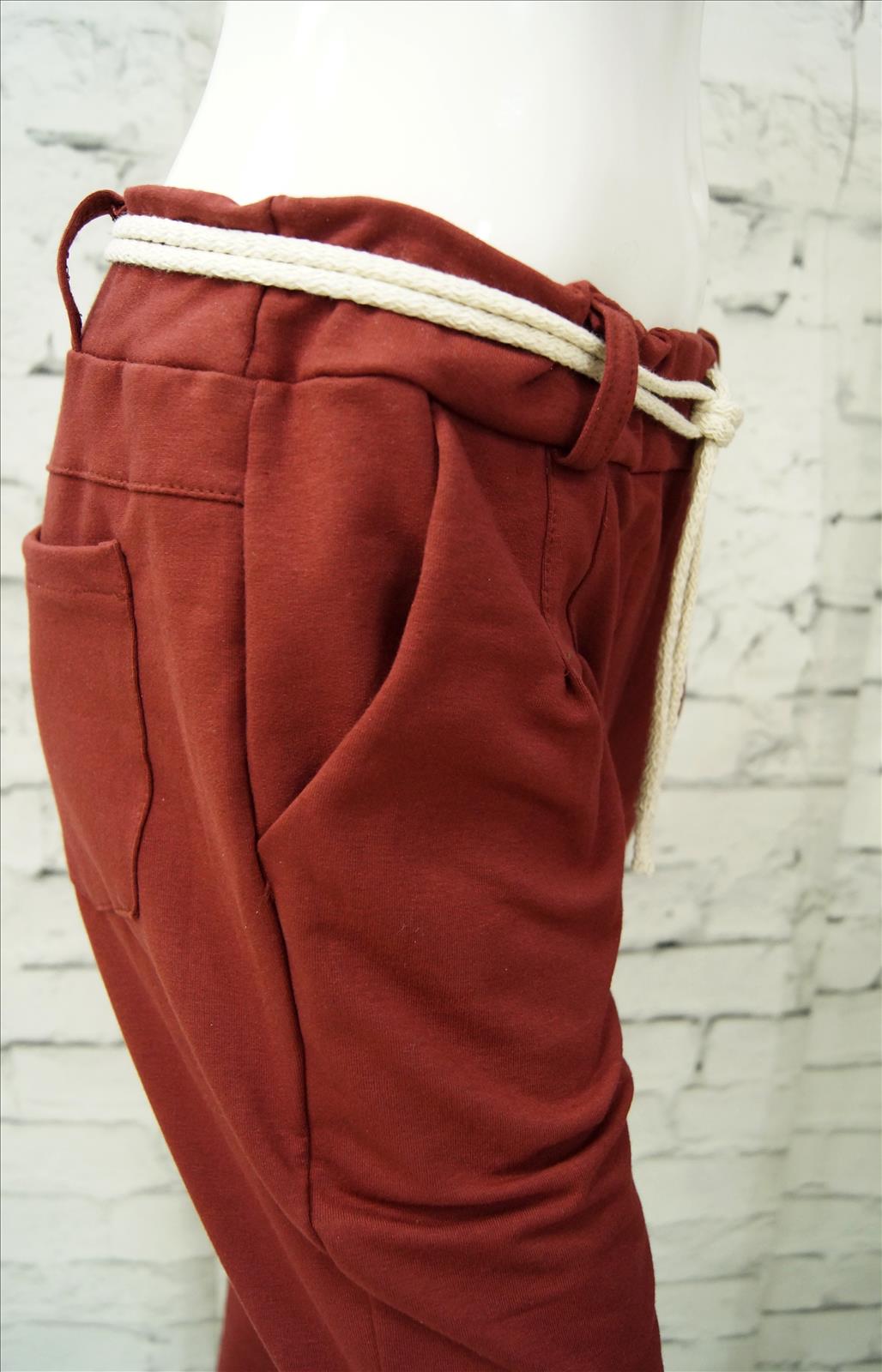 Bhatti Mode GmbH - Young fashion, DOB - Blusen, Hosen Jacken, Jeans, Kleider, Pullover etc.