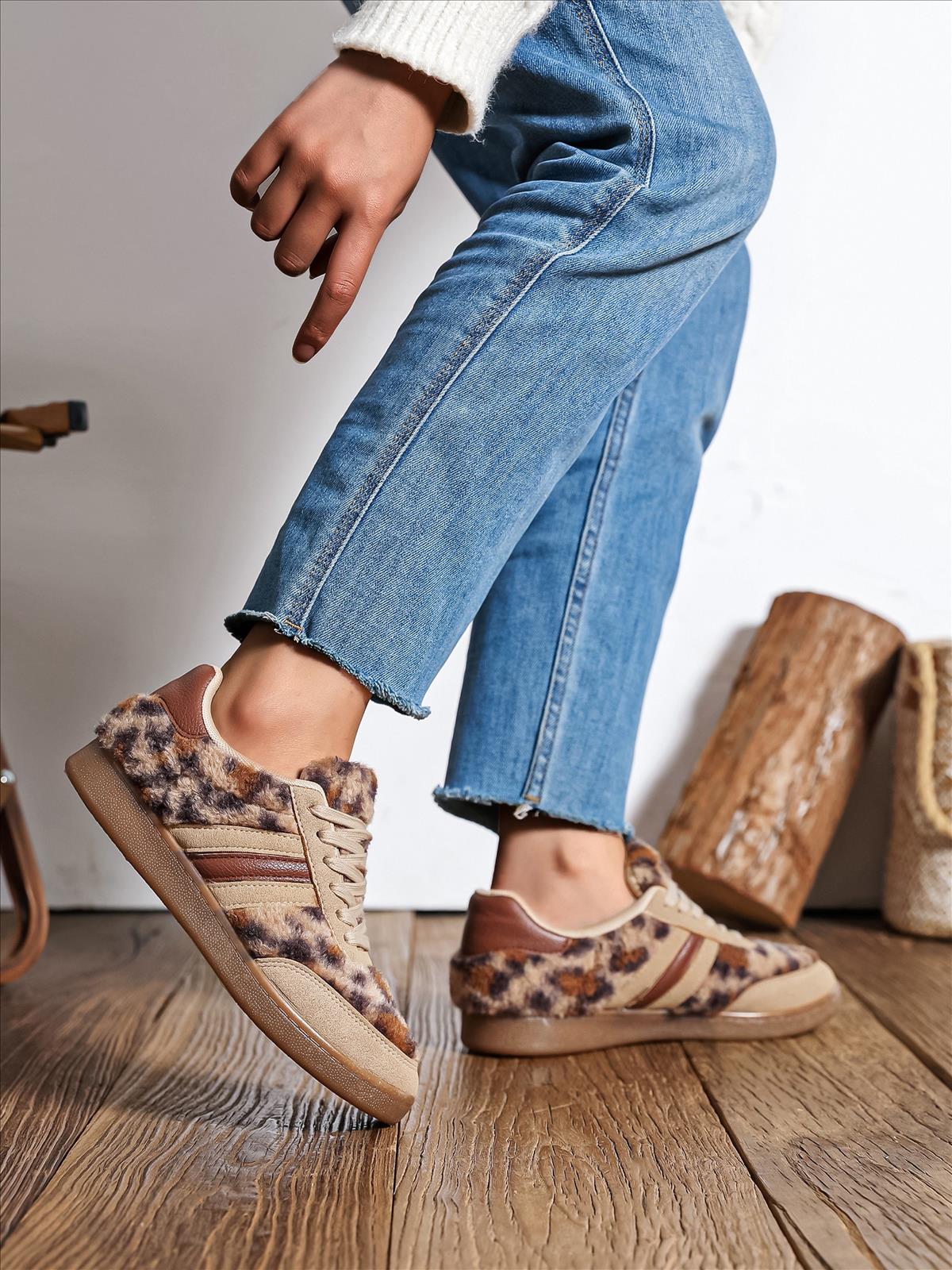 Ala Mode Fashion-DOB;Accessoires;Leather Wear; Young Fashion - Neuss