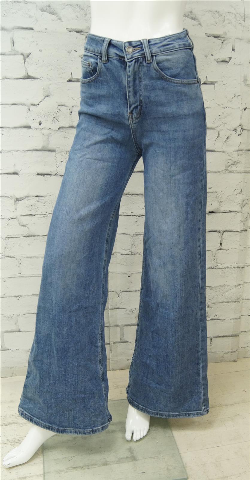 Bhatti Mode GmbH - Young fashion, DOB - Blusen, Hosen Jacken, Jeans, Kleider, Pullover etc.