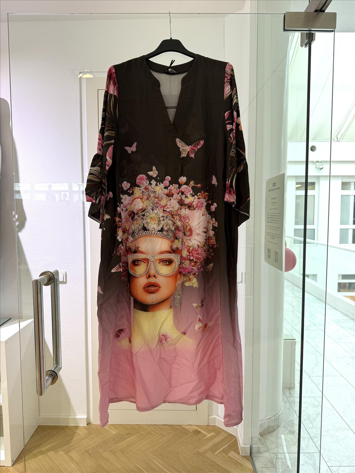 Modeagentur Ditta Boss e. K. - Damenbekleidung