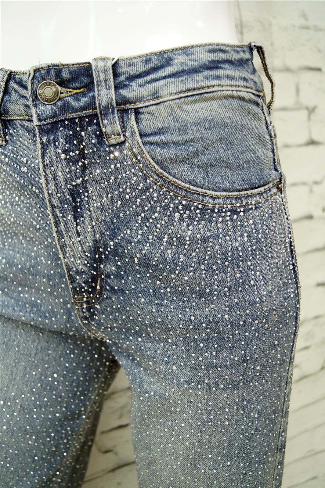 Bhatti Mode GmbH - Young fashion, DOB - Blusen, Hosen Jacken, Jeans, Kleider, Pullover etc.