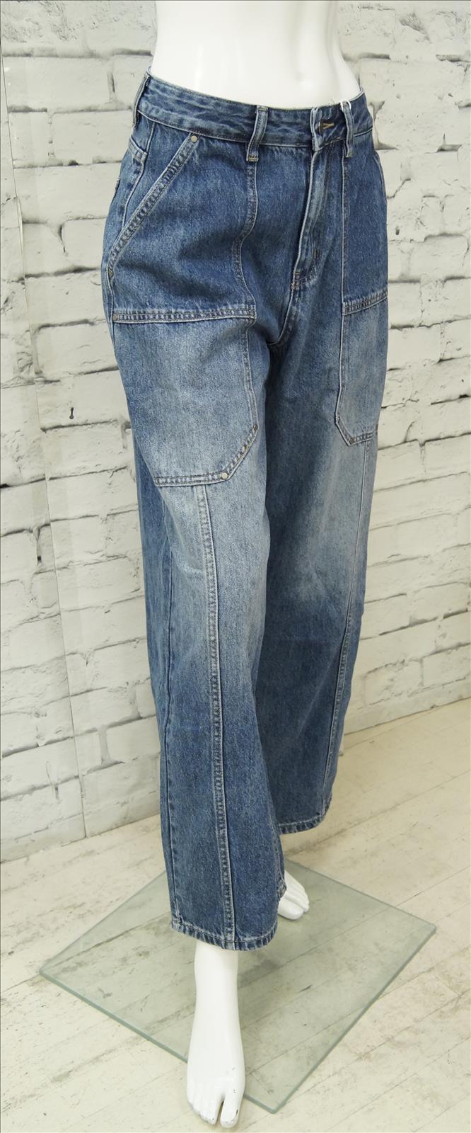 Bhatti Mode GmbH - Young fashion, DOB - Blusen, Hosen Jacken, Jeans, Kleider, Pullover etc.