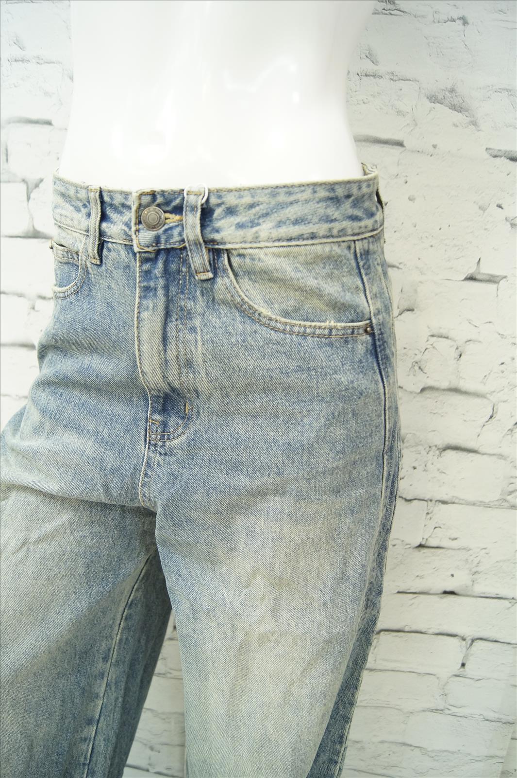Bhatti Mode GmbH - Young fashion, DOB - Blusen, Hosen Jacken, Jeans, Kleider, Pullover etc.