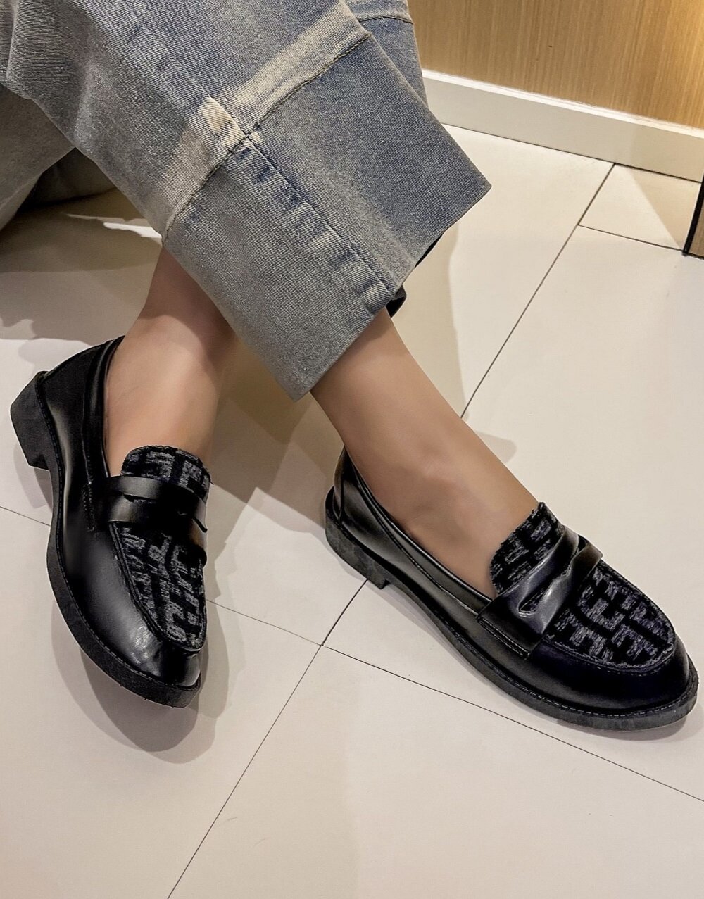 Lujah Shoes (Schuhgrosshandel)