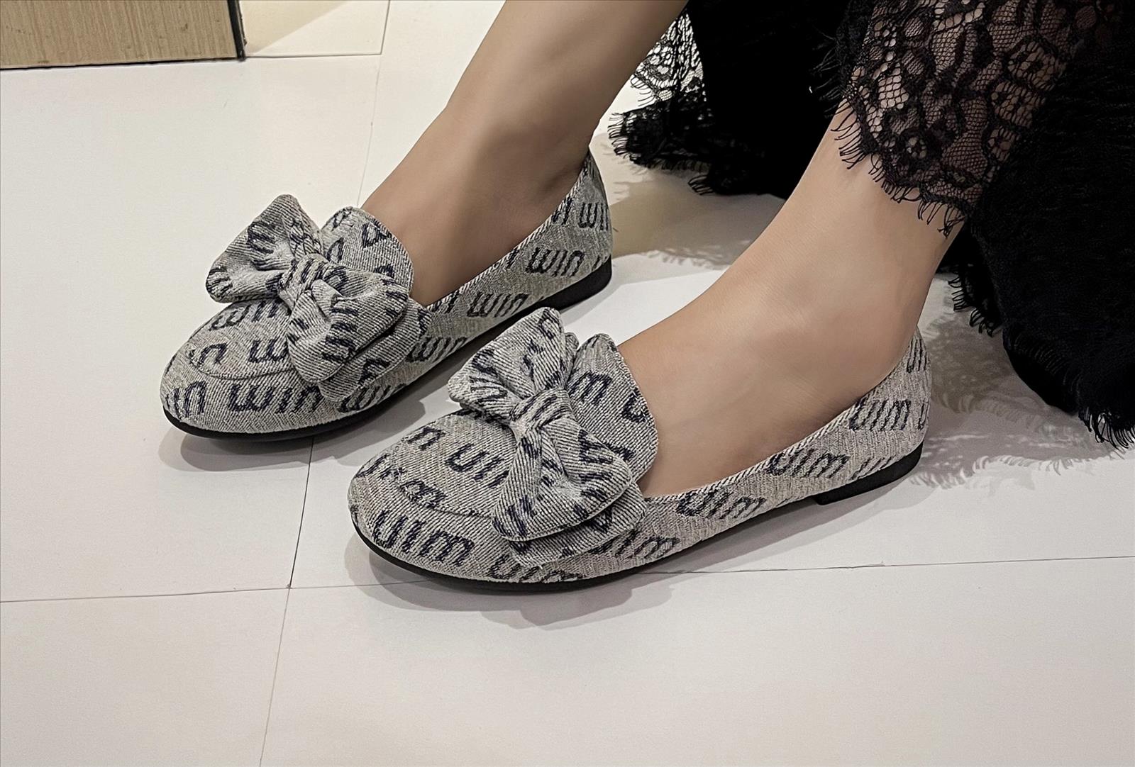 E-Vitale Shoes - BIONDINI Großhandel Wholesale - hochwertige italienische Schuhe direkt ab Fabrik