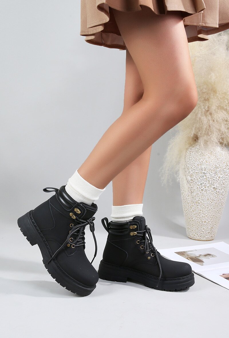 Lujah Shoes (Schuhgrosshandel)