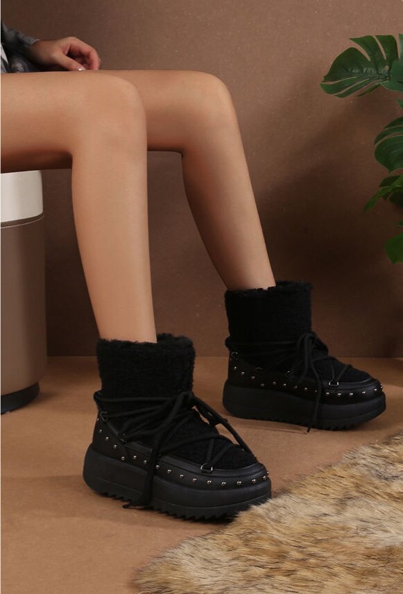 Lujah Shoes (Schuhgrosshandel)