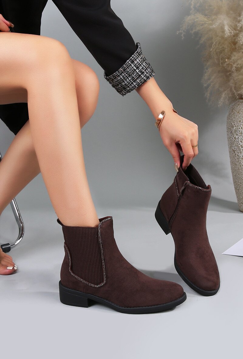 Lujah Shoes (Schuhgrosshandel)