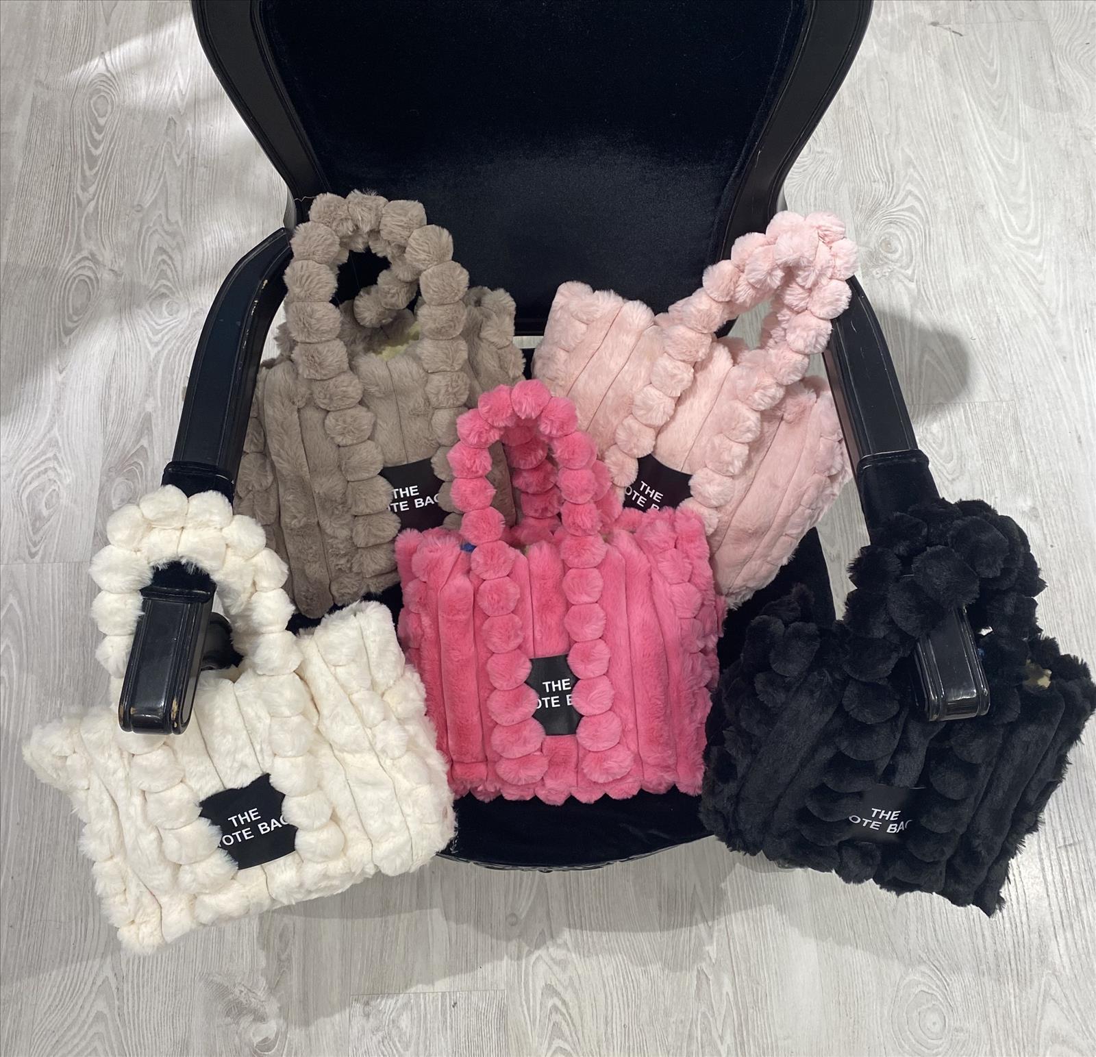 Ala Mode Fashion-DOB;Accessoires;Leather Wear; Young Fashion - Neuss