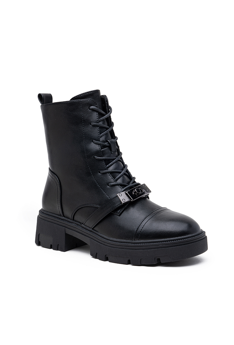 Lujah Shoes (Schuhgrosshandel)