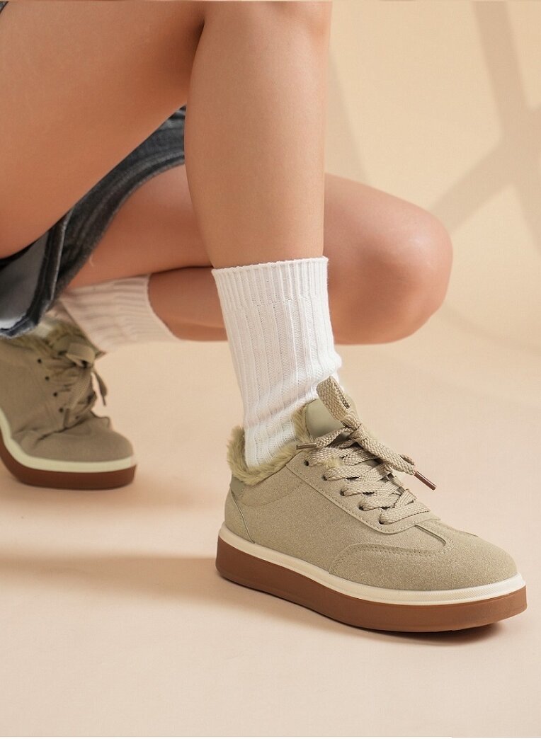 Lujah Shoes (Schuhgrosshandel)