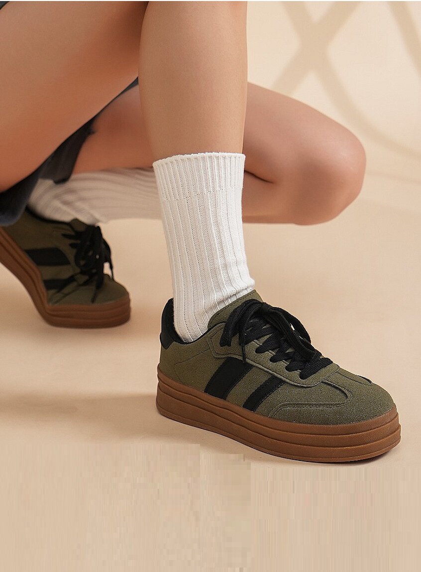 Lujah Shoes (Schuhgrosshandel)