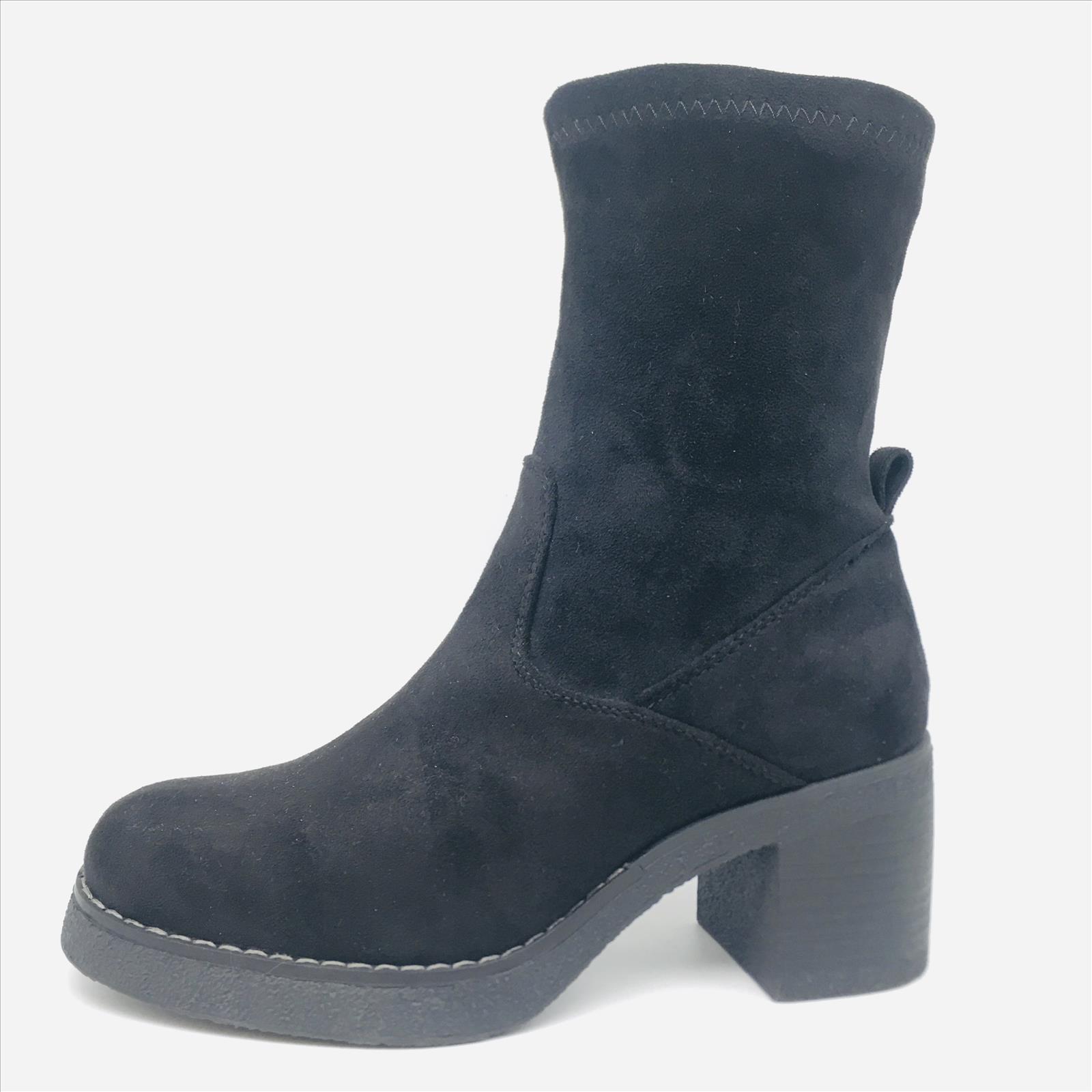 Kayla GmbH - Schuhgrosshandel