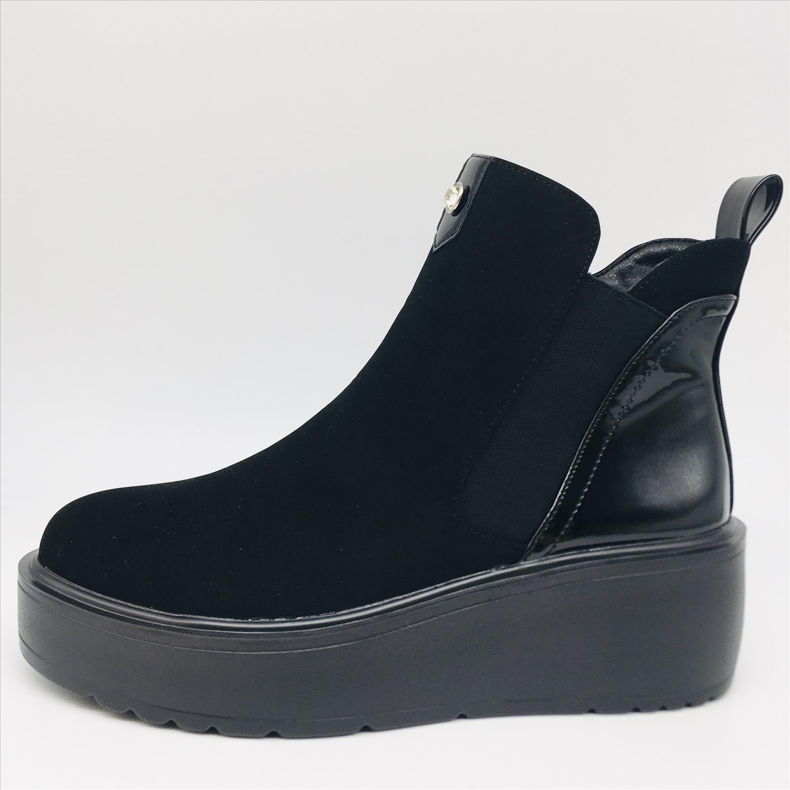 Kayla GmbH - Schuhgrosshandel