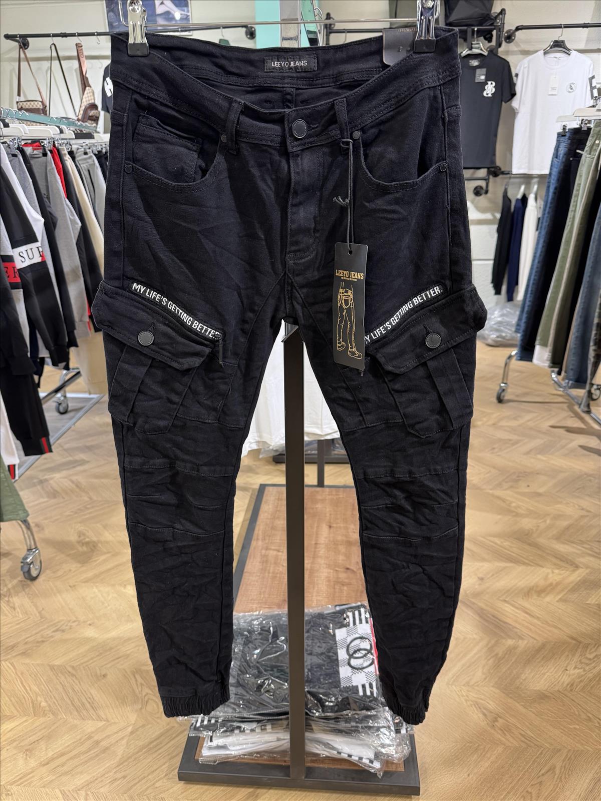 K&M Jeans GmbH - Damen & Herren Fashion