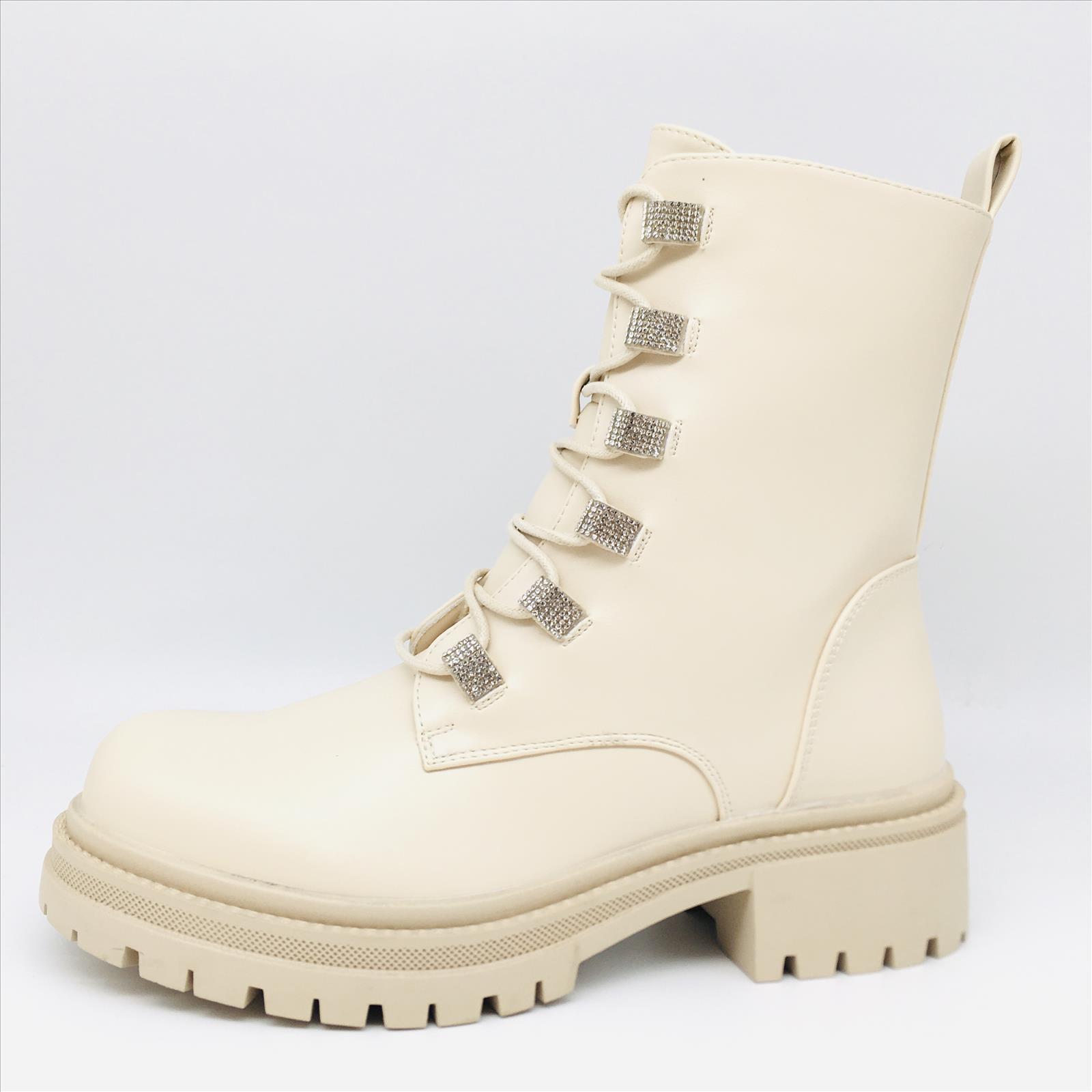 Kayla GmbH - Schuhgrosshandel