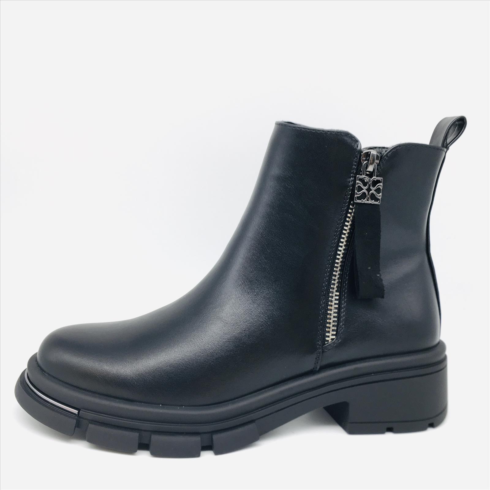 Kayla GmbH - Schuhgrosshandel