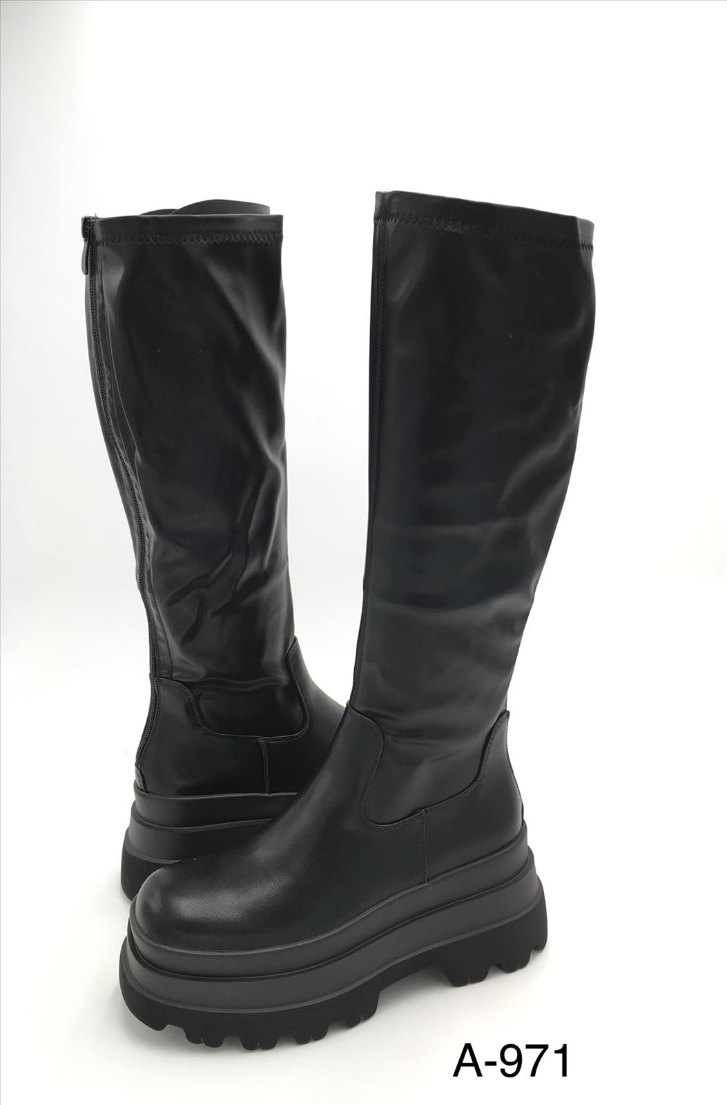 King Dragon Trade Development GmbH - Lucky Shoes