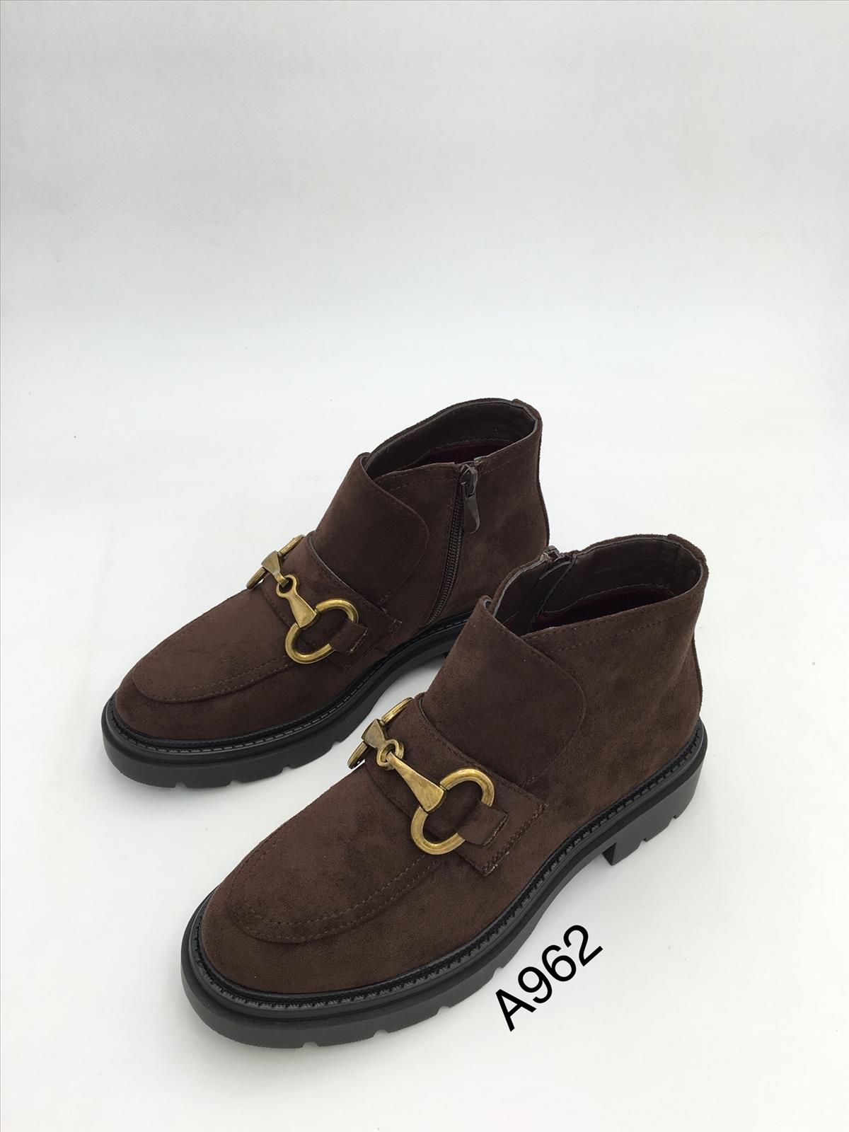 King Dragon Trade Development GmbH - Lucky Shoes