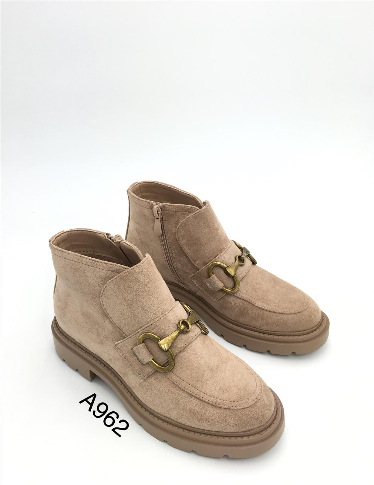 King Dragon Trade Development GmbH - Lucky Shoes