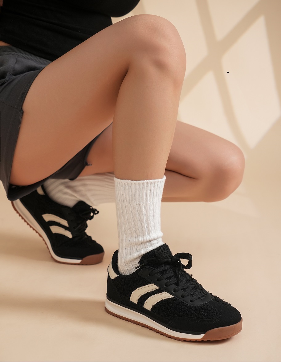 Lujah Shoes (Schuhgrosshandel)