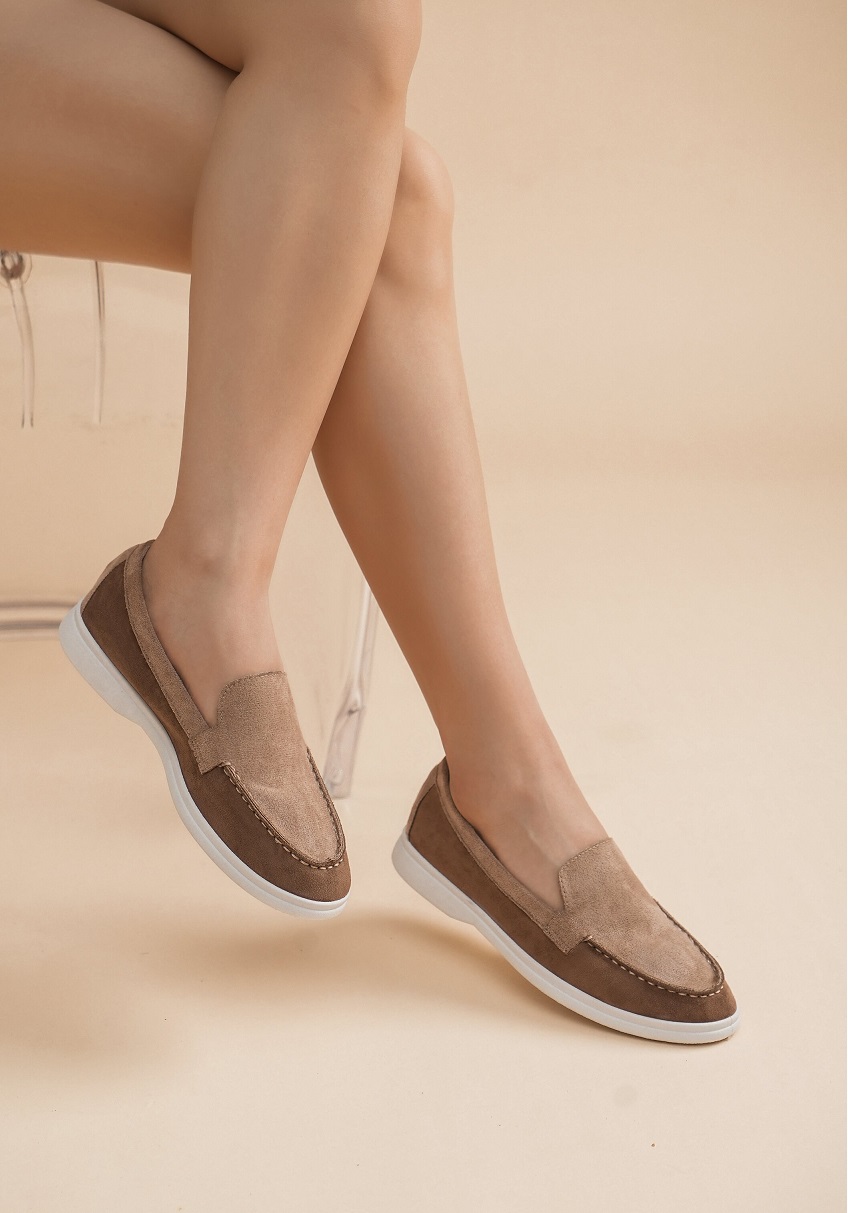 Lujah Shoes (Schuhgrosshandel)