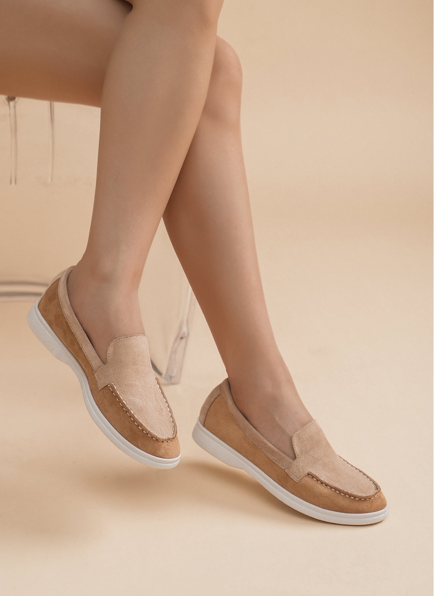 Lujah Shoes (Schuhgrosshandel)