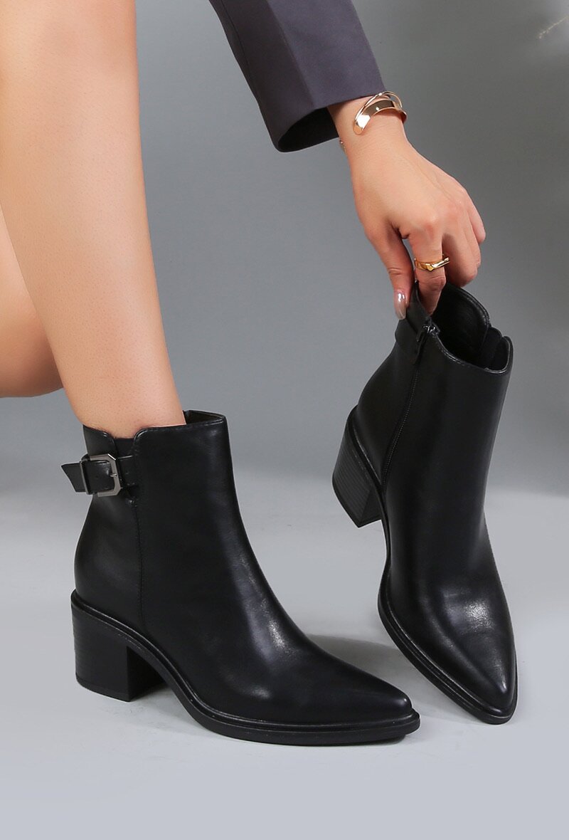 Lujah Shoes (Schuhgrosshandel)
