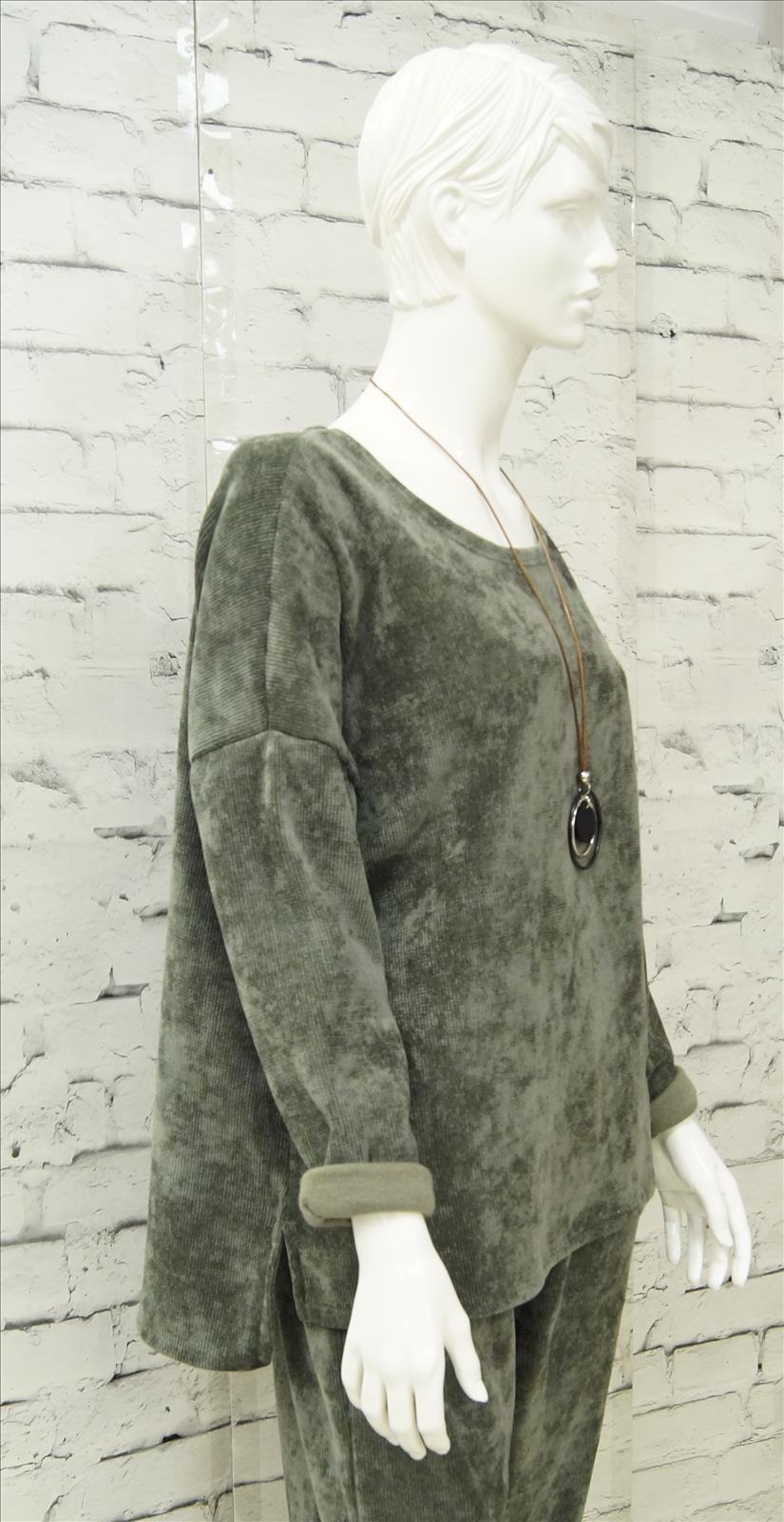 Bhatti Mode GmbH - Young fashion, DOB - Blusen, Hosen Jacken, Jeans, Kleider, Pullover etc.