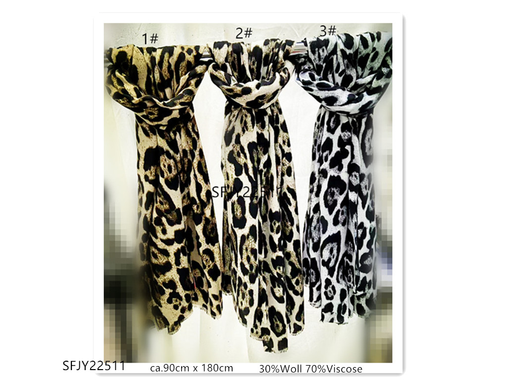 Shine Fashion Imp & Exp GmbH - Accessoires;Dessous;Young Fashion - Neuss