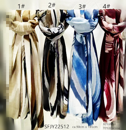 Shine Fashion Imp & Exp GmbH - Accessoires;Dessous;Young Fashion - Neuss