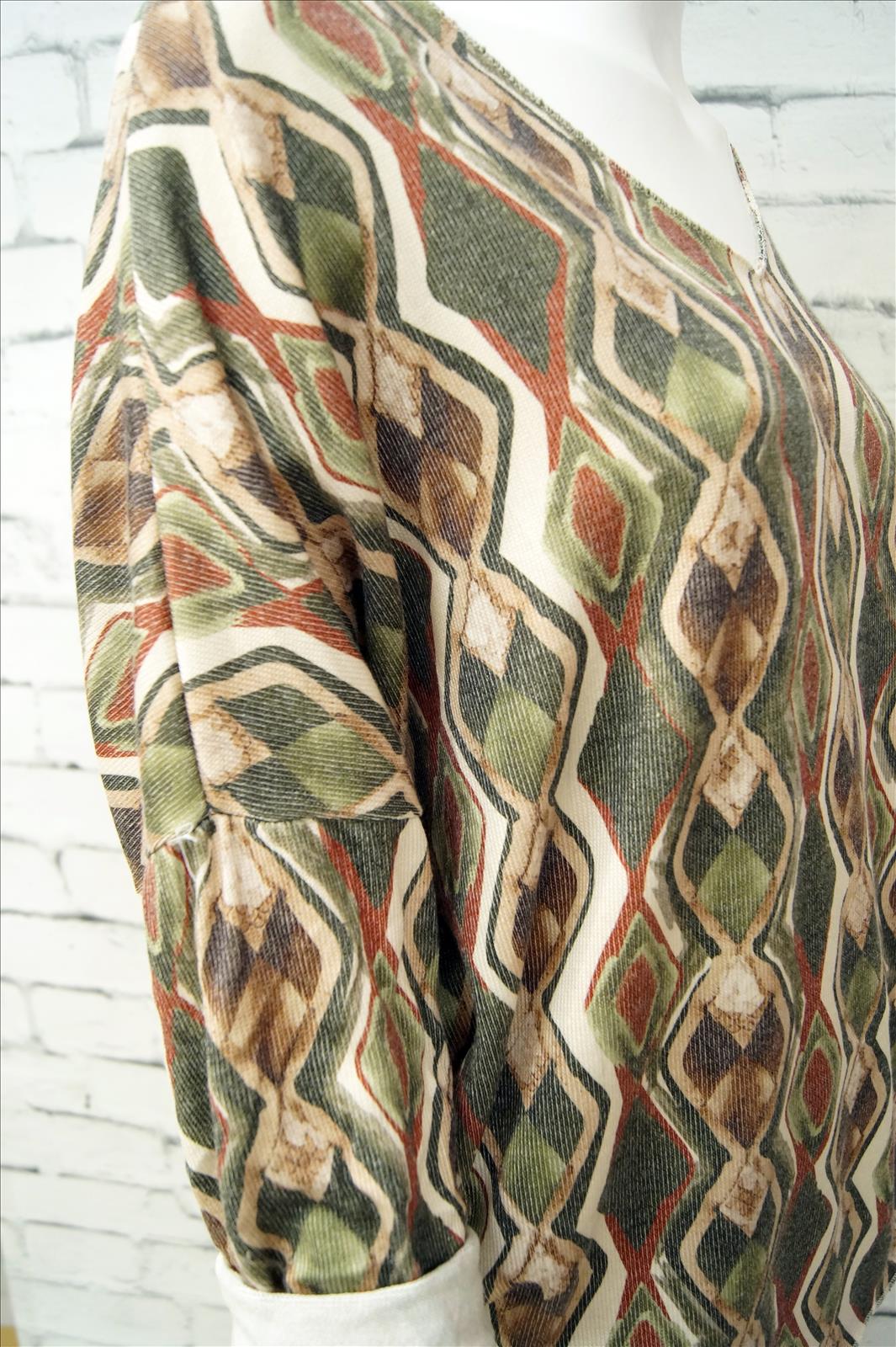 Bhatti Mode GmbH - Young fashion, DOB - Blusen, Hosen Jacken, Jeans, Kleider, Pullover etc.