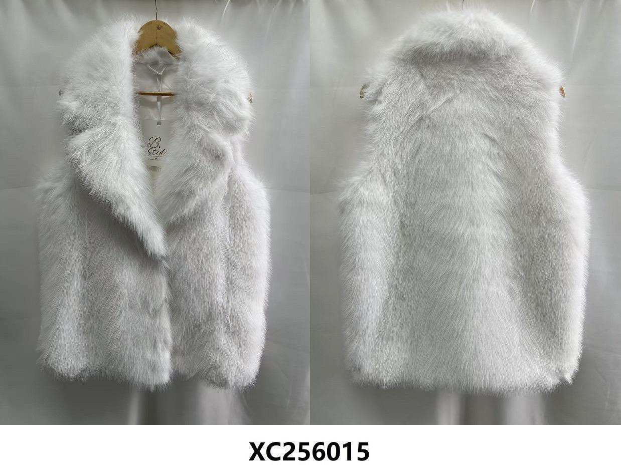 8star Mode GmbH - DOB; Young Fashion - Neuss