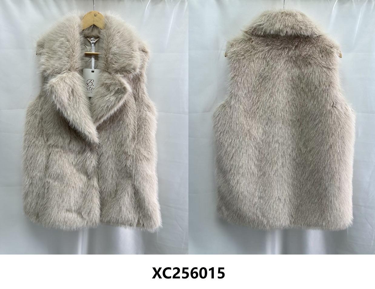 8star Mode GmbH - DOB; Young Fashion - Neuss