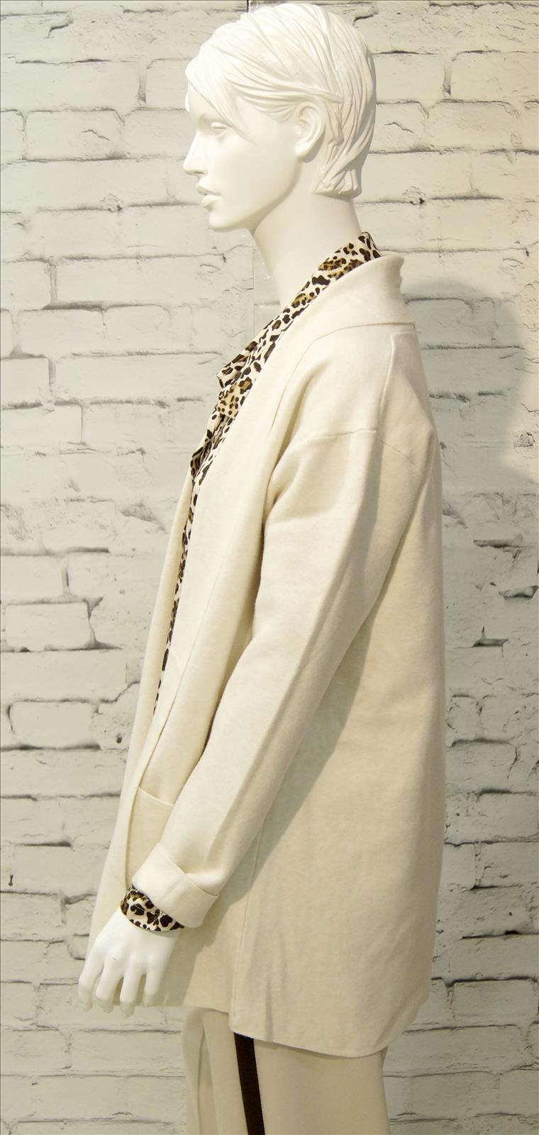 Bhatti Mode GmbH - Young fashion, DOB - Blusen, Hosen Jacken, Jeans, Kleider, Pullover etc.