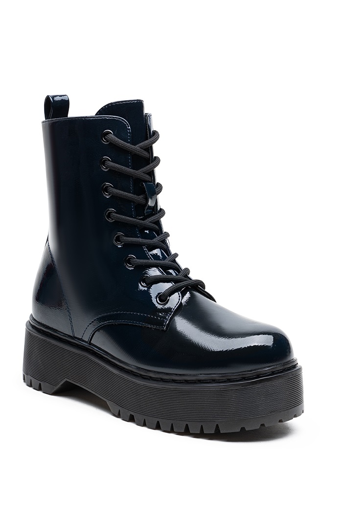Lujah Shoes (Schuhgrosshandel)