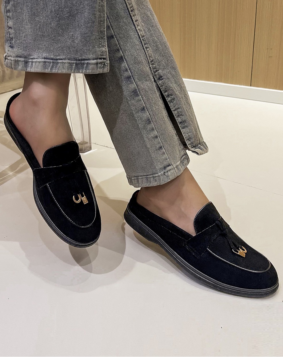 Lujah Shoes (Schuhgrosshandel)